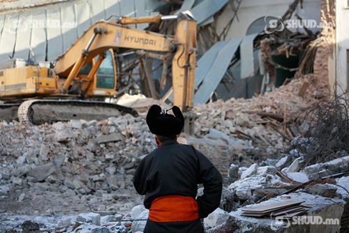 ФОТО: Түүхийн музейгээ хамгаалсан тайван жагсаал